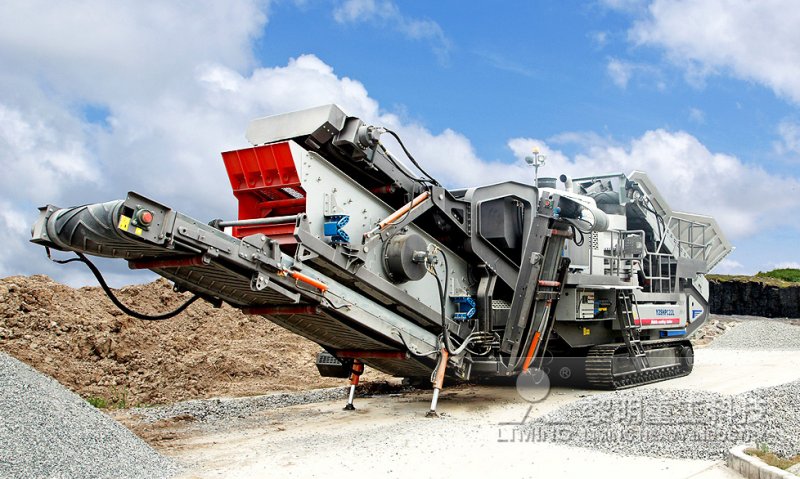 露天鐵礦開采設(shè)備